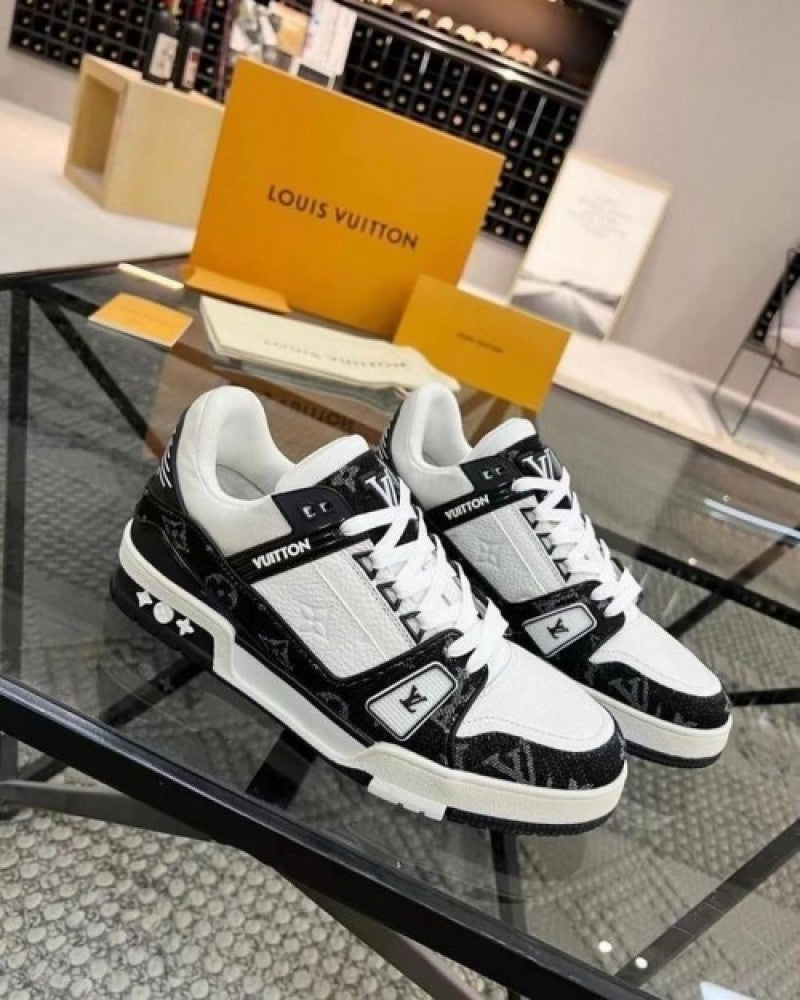 Louis Vuitton LV Trainer Sneaker Monogram Black With Kit 140