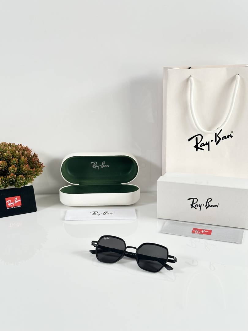 Rayban 3622 Black