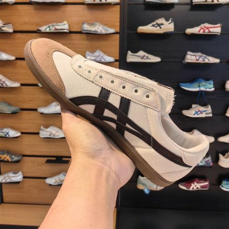 tiger tokuten slip on mocha Mens fix