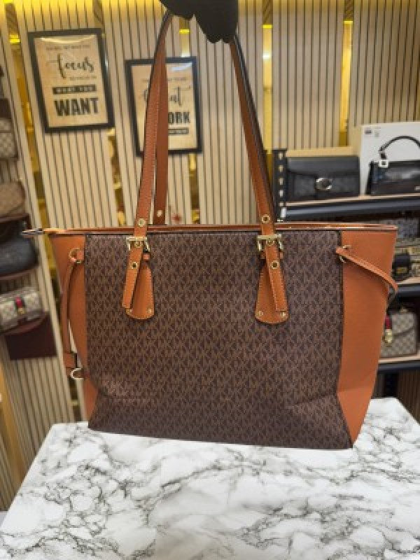 Michael Kors Voyager Leather Satchel Shoulder Bag With Dust Bag (19028 Coffee Brown)