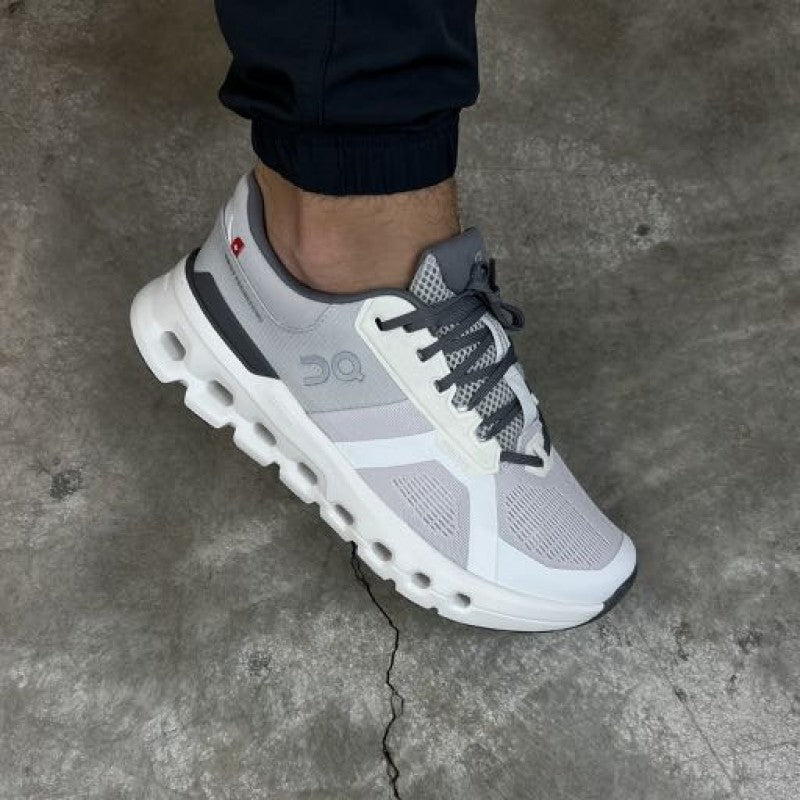 On Cloud Runner 2 Frost Grey