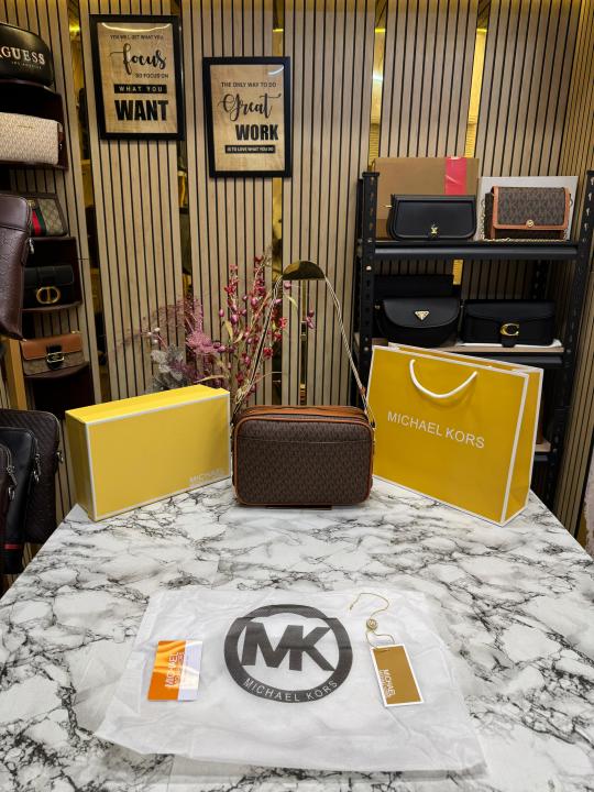 Michael Kors Maeve With Box And Dust Bag Including Carry Bag (Brown)