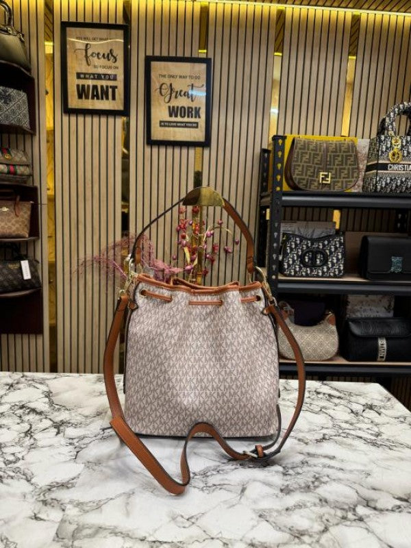 Michael Kors Maeve Medium Bucket Bag With Dust Bag (Beige Brown)