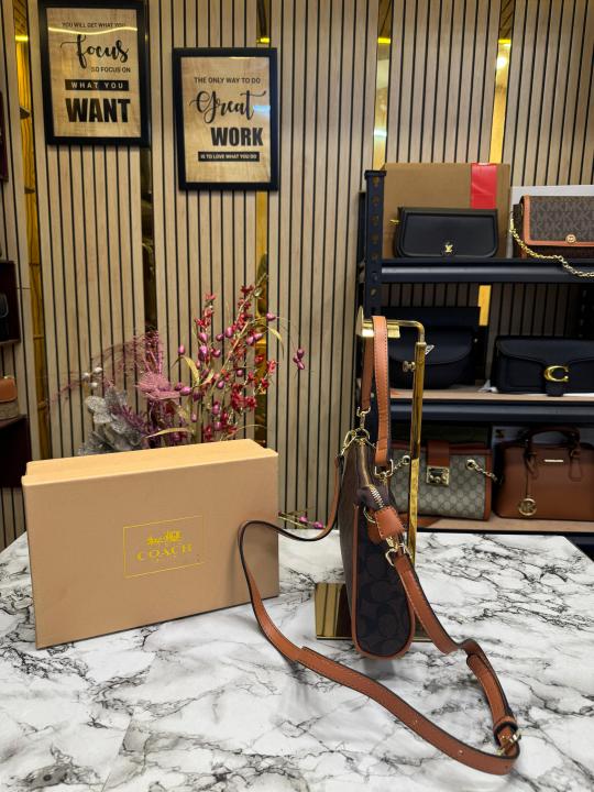 COAC H SIGNATURE HANDBAG WITH OG BOX AND DUST BAG PREMIUM QUALITY
