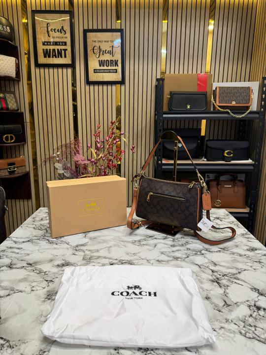 COAC H SIGNATURE HANDBAG WITH OG BOX AND DUST BAG PREMIUM QUALITY