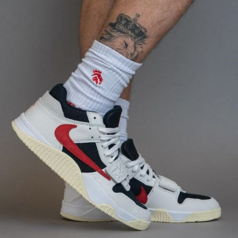 Nikee Air Jordan 1 x Travis Scott JumpMan Jack University Red Semi UA EXTRA LACES N BAG