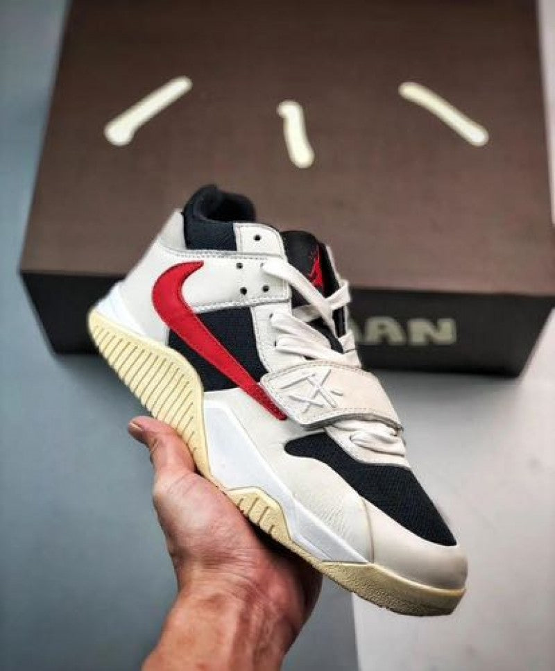 Nikee Air Jordan 1 x Travis Scott JumpMan Jack University Red Semi UA EXTRA LACES N BAG