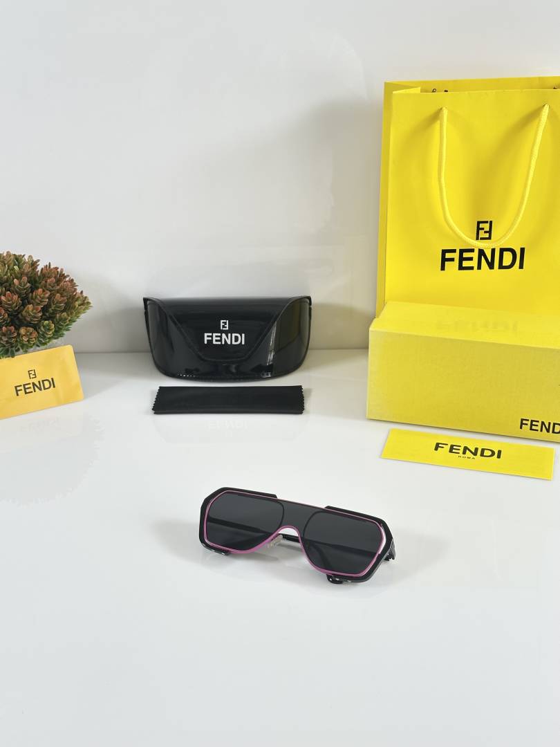 Fendi 9320 Black Pink
