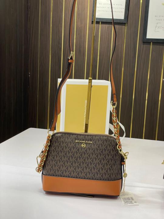 Michael kors dome crossbody bag with og box(23032 coffe brown)