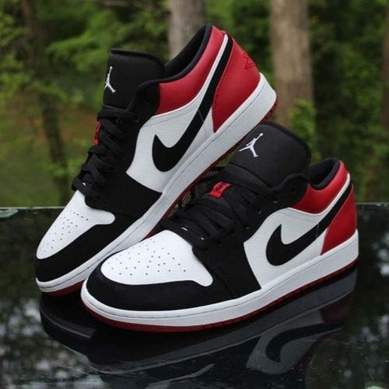 Nikee Air Jordan 1 Low Black Toe