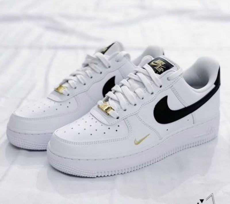 Nikee Airforce 1 Low Gold Mini Swoosh