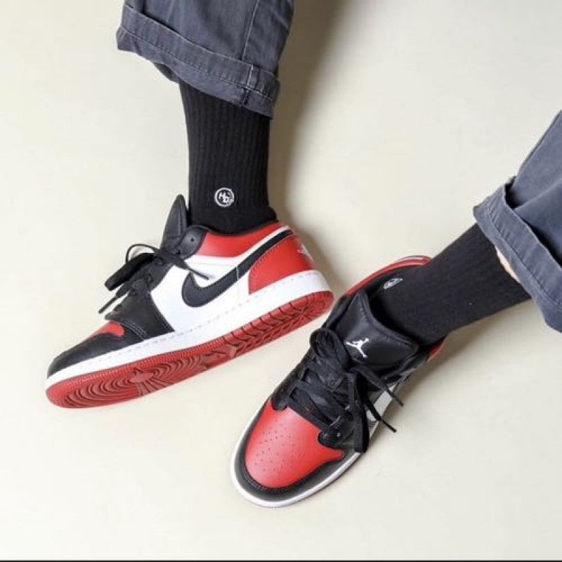 Nikee Air Jordan 1 Low Bred Toe