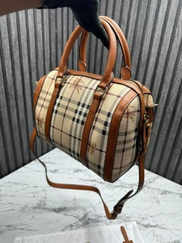 BURBERR Y ALCHESTER SPEEDY WITH DUST BAG AND SLING (BROWN) (S2)