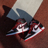 Nikee Air jordan Retro 1 Bloodline Semi UA 155