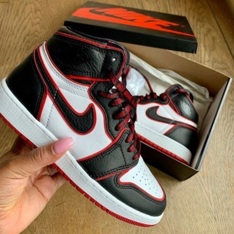 Nikee Air jordan Retro 1 Bloodline Semi UA 155