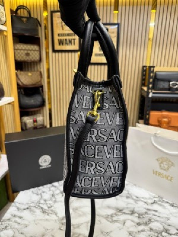VERSACE LA MEDUSA HAND BAG WITH BOX AND DUST BAG INCLUDING CARRY BAG (WHITE BLACK)