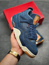 Air JORDAN 4 LEVIS DENIM SEMI UA