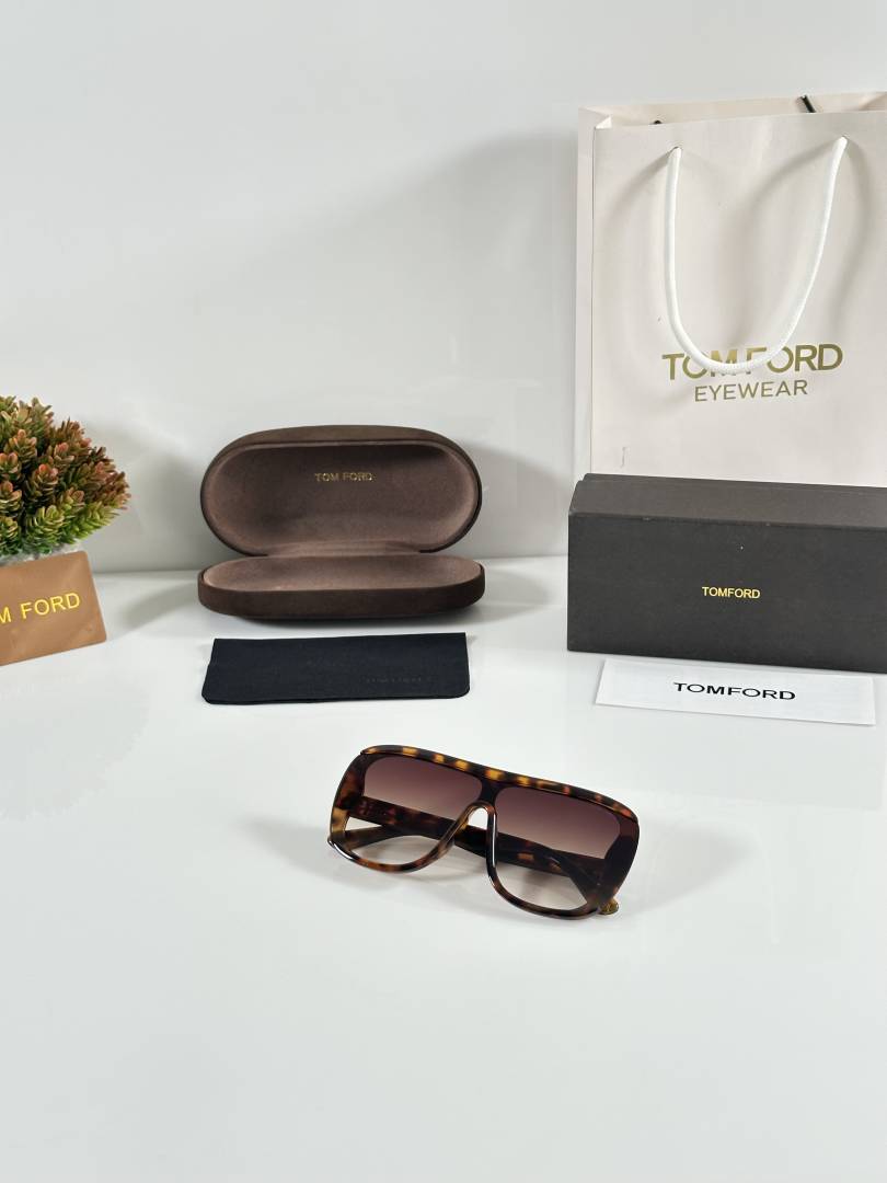 Tomford 0559 Tiger Brown
