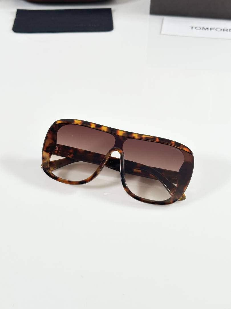Tomford 0559 Tiger Brown