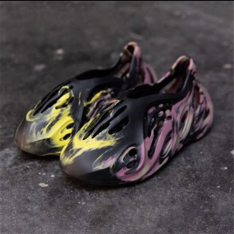 Adida.ss Yeezy Foam Runner MX Carbon UA Quality
