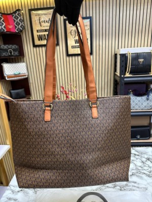 Michael Kors Slater Large Tote Shoulder Bag Signature (Coffee Brown)