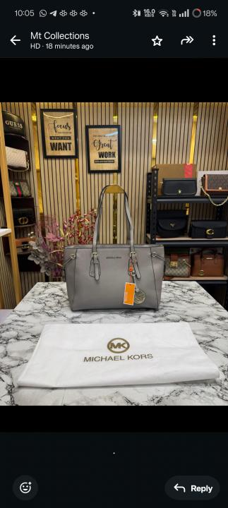 Michael Kors Voyager Premium Quality Tote Bag With Dust Bag (Grey)