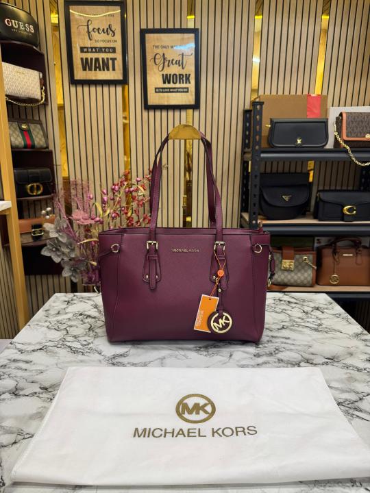 Michael Kors Voyager Premium Quality Tote Bag With Dust Bag (Maroon)