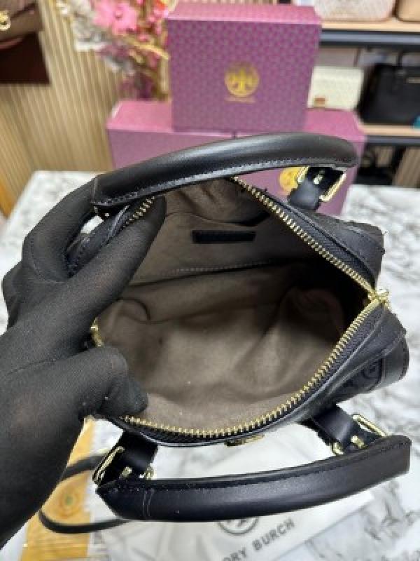 TORY BURCH SPEEDY SATCHEL MONOGRAM BAG (BLACK)