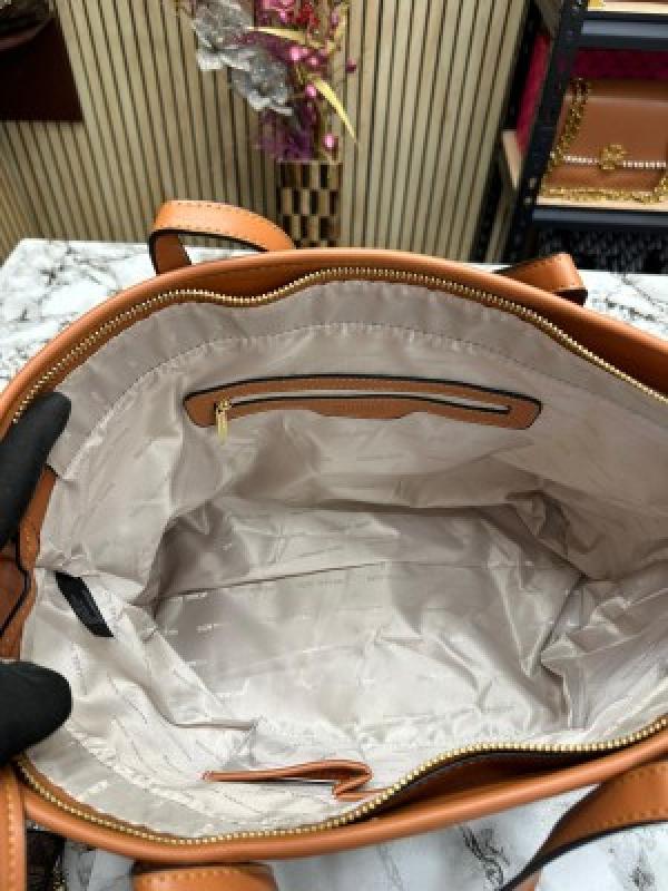 MICHAEL KORS JET SET TRAVEL BIG MK TOTE BAG WITH WALLET AND DUST BAG (BROWN) 2003