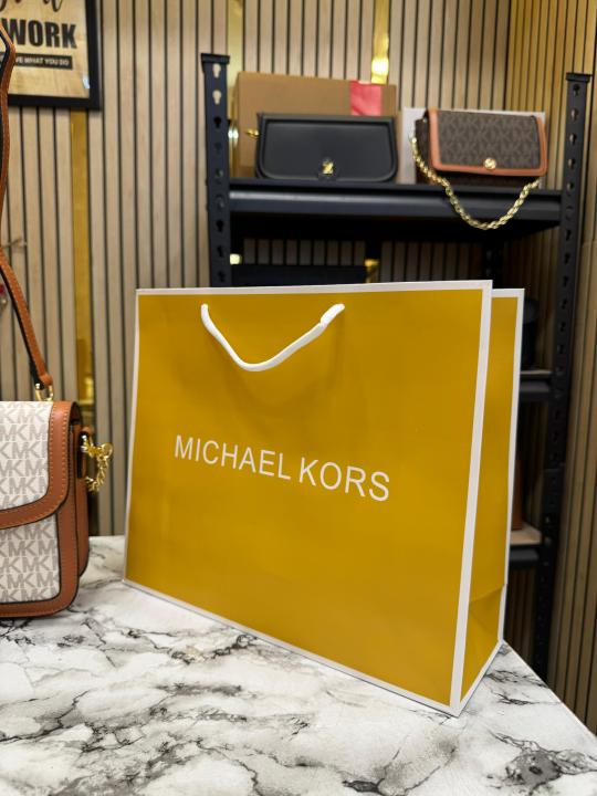 Michael Kors Bag Shoulder Bag Leida MD Flap Chain (Beige)