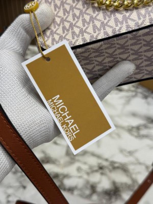 MICHAEL KORS JET SET CAMERA CROSSBODY WITH SLING WITH OG BOX AND DUST BAG (BEIGE)