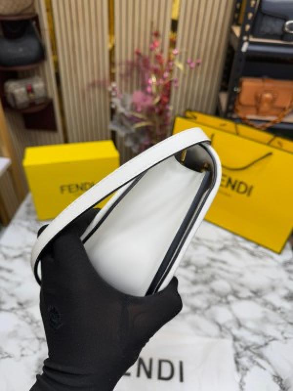 FEND I COMON FF LOGO PLAQUE HANDBAG WITH OG BOX AND DUST BAG INCLUDING CARRY BAG PREMIUM QUALITY (WHITE)