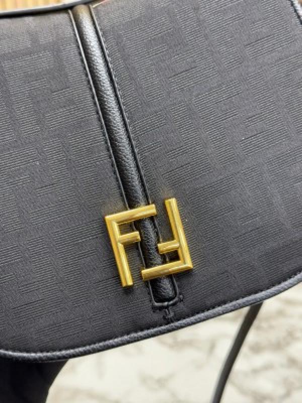 FEND I COMON FF LOGO PLAQUE HANDBAG WITH OG BOX AND DUST BAG INCLUDING CARRY BAG PREMIUM QUALITY (BLACK)