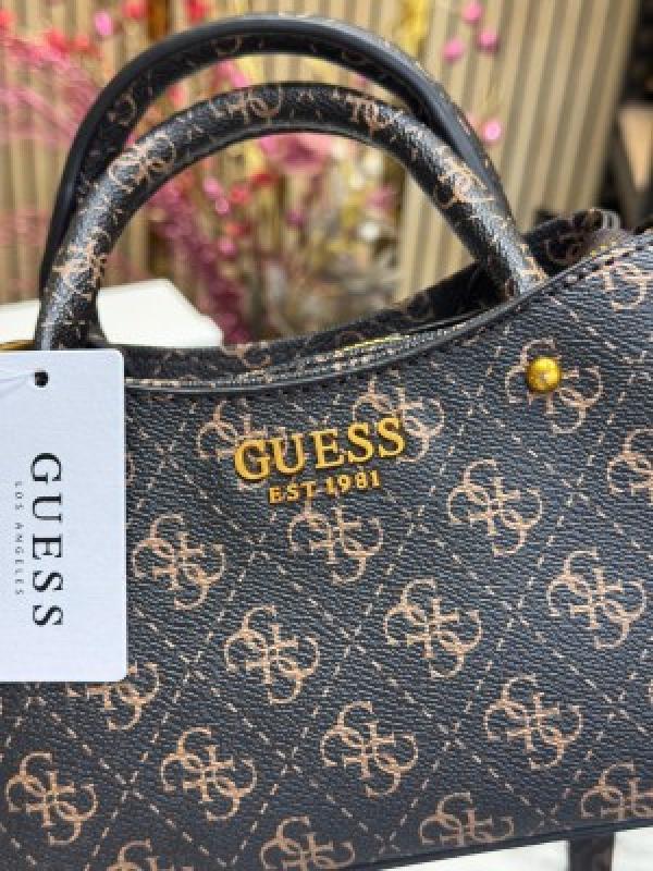 Guess Manhattan Shoulder Bag With Box And Dust Bag Including CarryBag (C2) (brown)