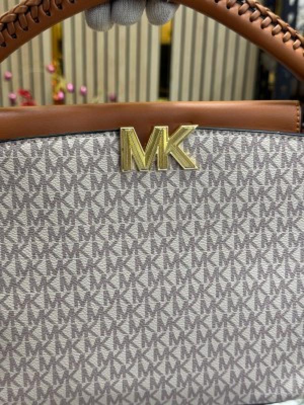 Michael Kors Karlie Medium Satchel Bag With Dust Bag (Beige)
