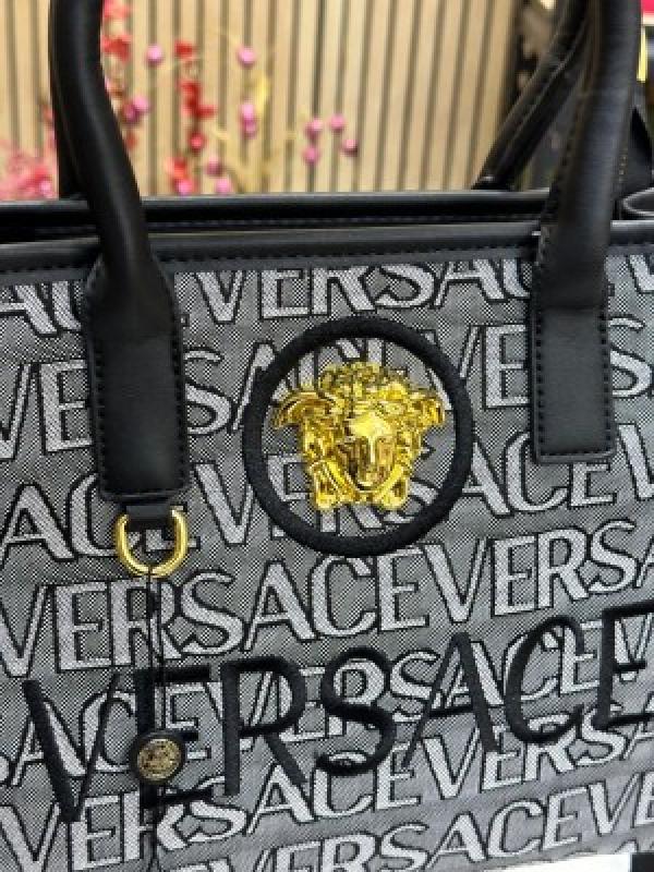 VERSACE LA VACANZA HAND BAG WITH DUST BAG (WHITE BLACK)