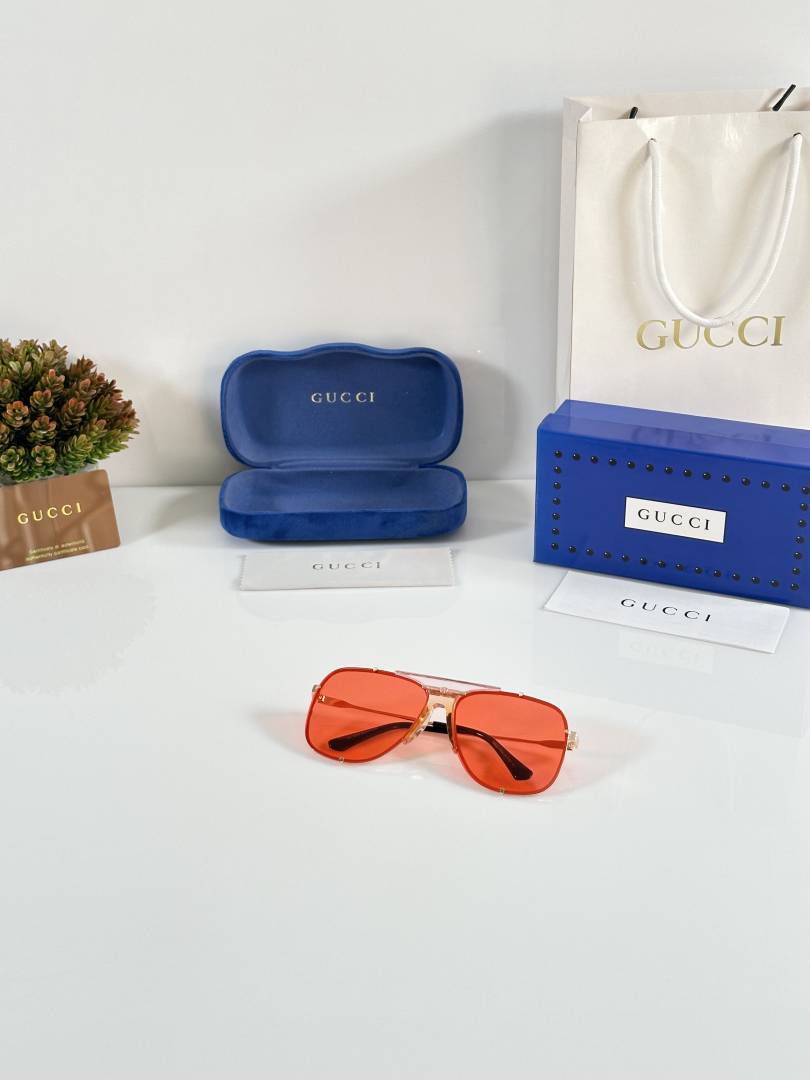 Gucci 2098 Gold Red