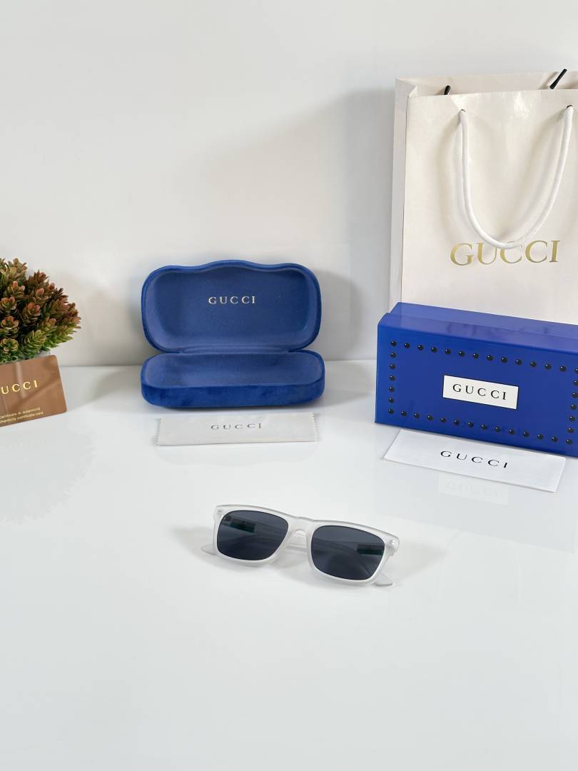 Gucci 1177 Ice Black