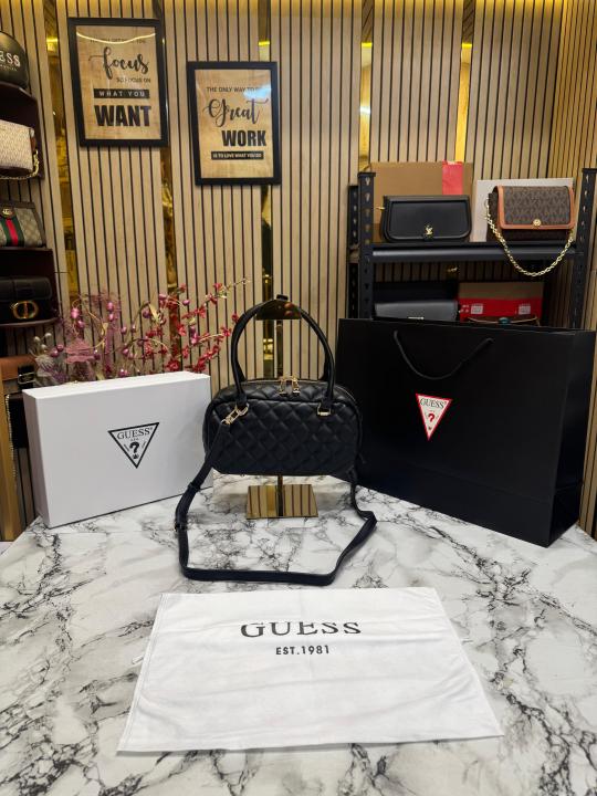 Guess Eco Rianee Shoulder Bag With Box And Dust Bag Including Carry Bag (Black)
