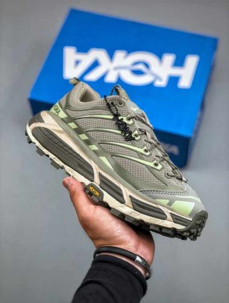 Hokaa Mafate Three 2 Sneakers