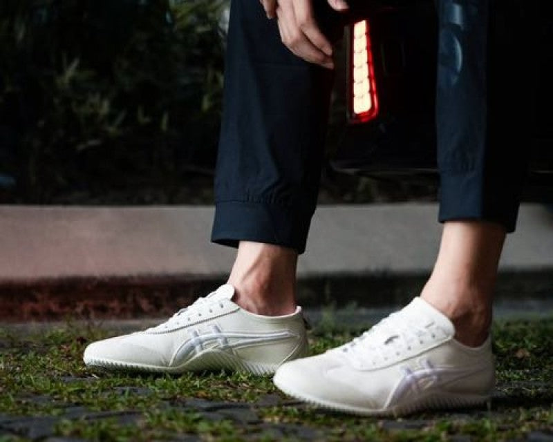 Onitsuka Tiger Mexico 66 Driving White