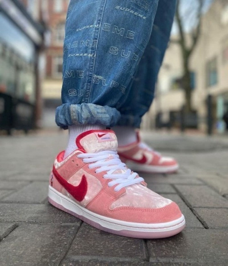 Nik.e Sb Dunk Low Pro Qs Strangelove 173