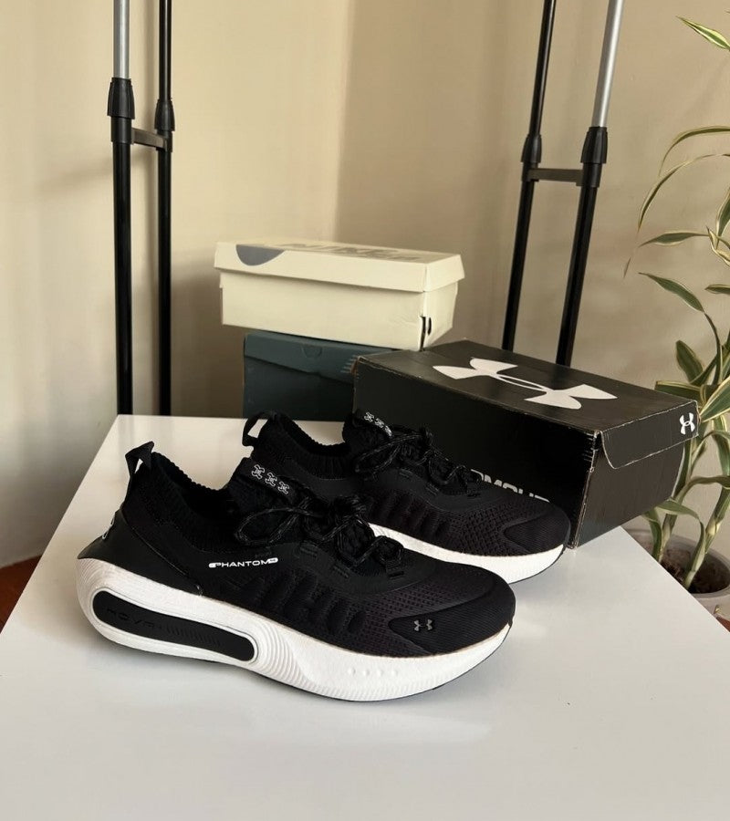 Under Armour hovr phantom 4 black white 732
