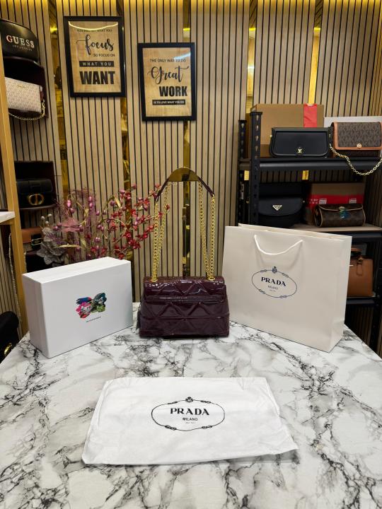 Prad  a Quilted Spectrum Shoulder Bag With Box And Dust Bag Including Carry Bag (9861 1 Maroon)