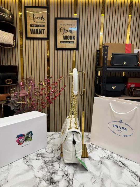 Prad  a Quilted Spectrum Shoulder Bag With Box And Dust Bag Including Carry Bag (9861 1 White)