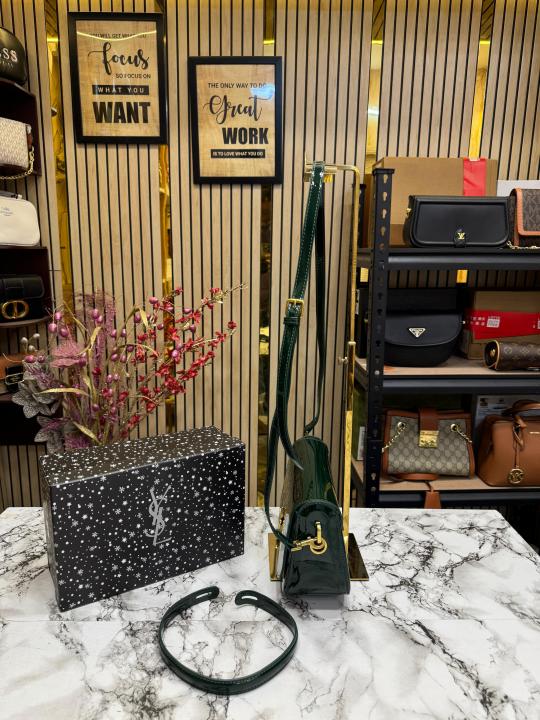 (Ysl) Yves Saint Laurent Le Hobo Shoulder Bag With Box And Dust Bag (2428 1 Green)