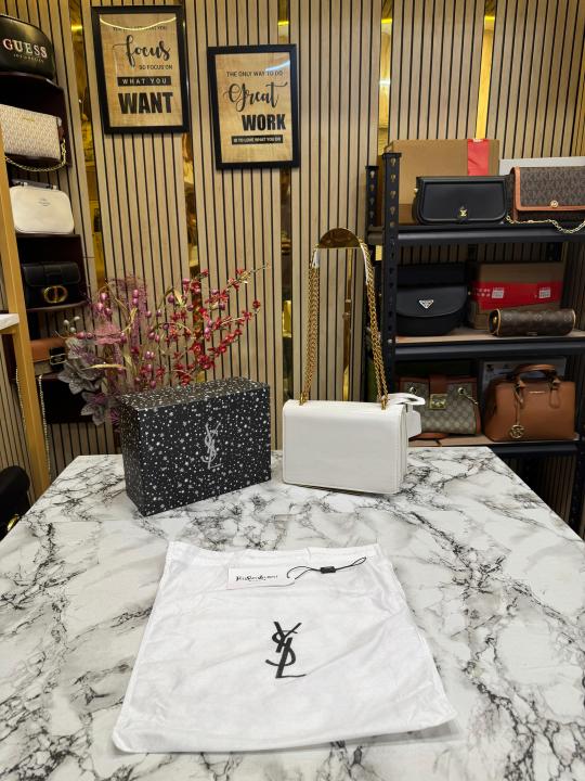 (Ysl) Yves Saint Laurent Sunset Bag With Box And Dust Bag (2345 White)