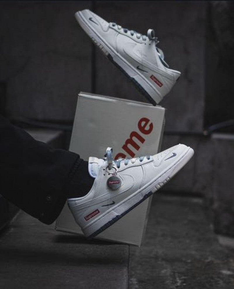 Suprem e x dunk low made by ideas As3