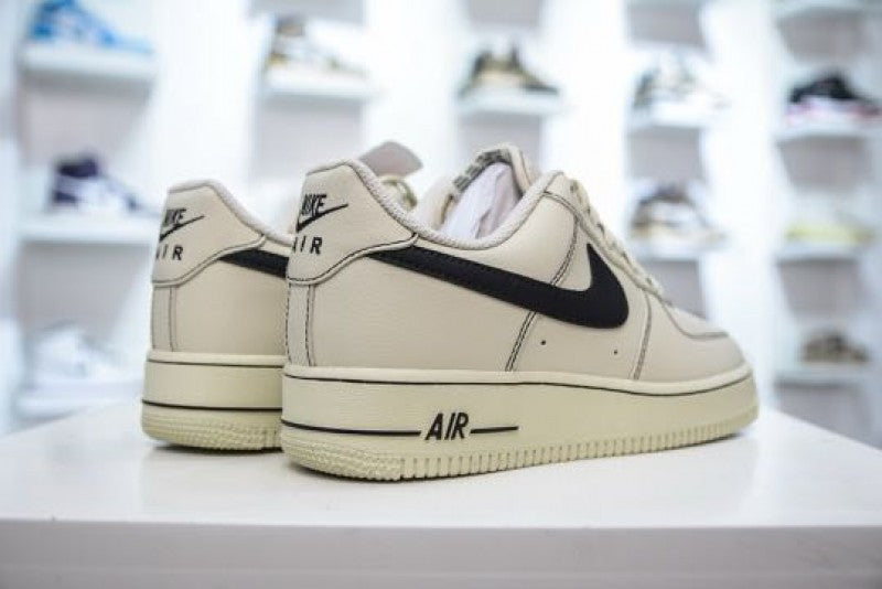 Nikee Airforce 1 LV8 Leather Cream Black