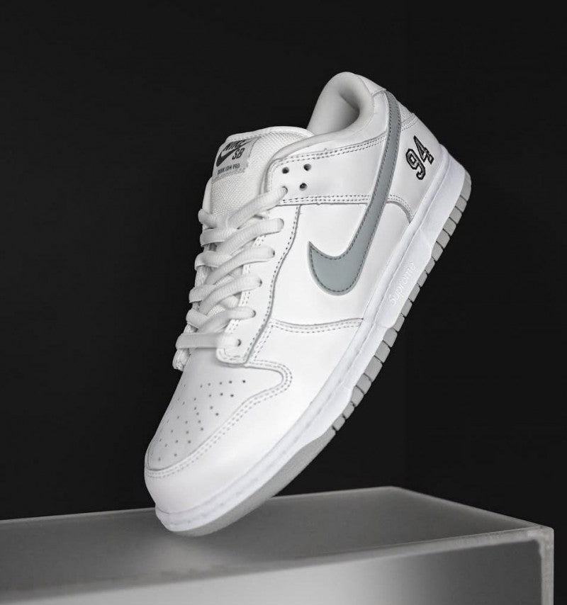 Supreme x Nikee SB Dunk Low White Grey